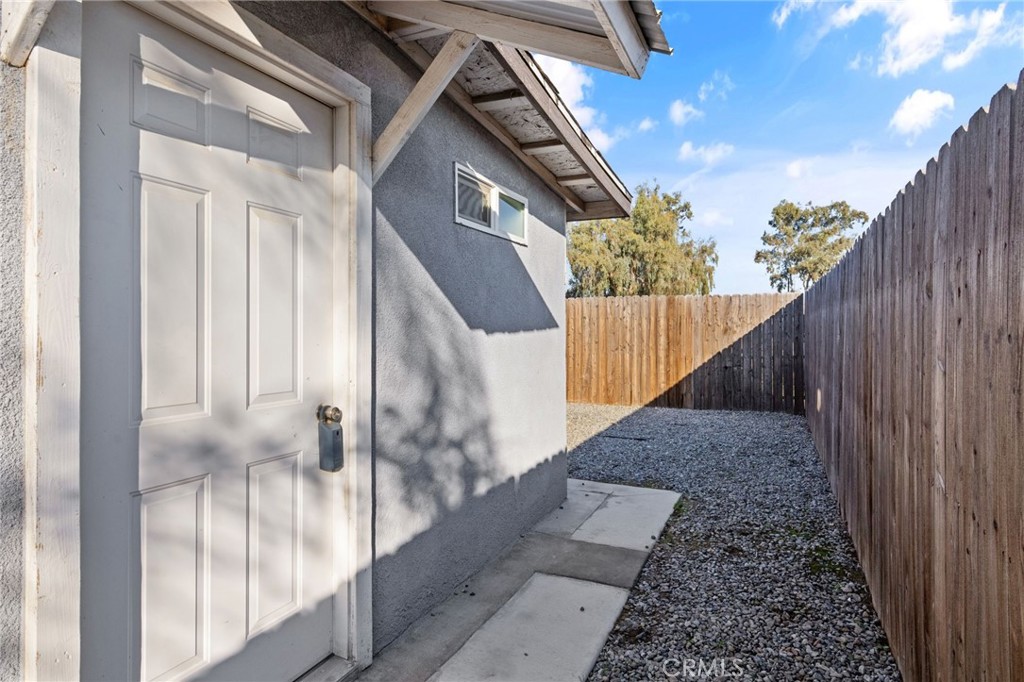 9893 Vista Ave, Hanford, CA 93230