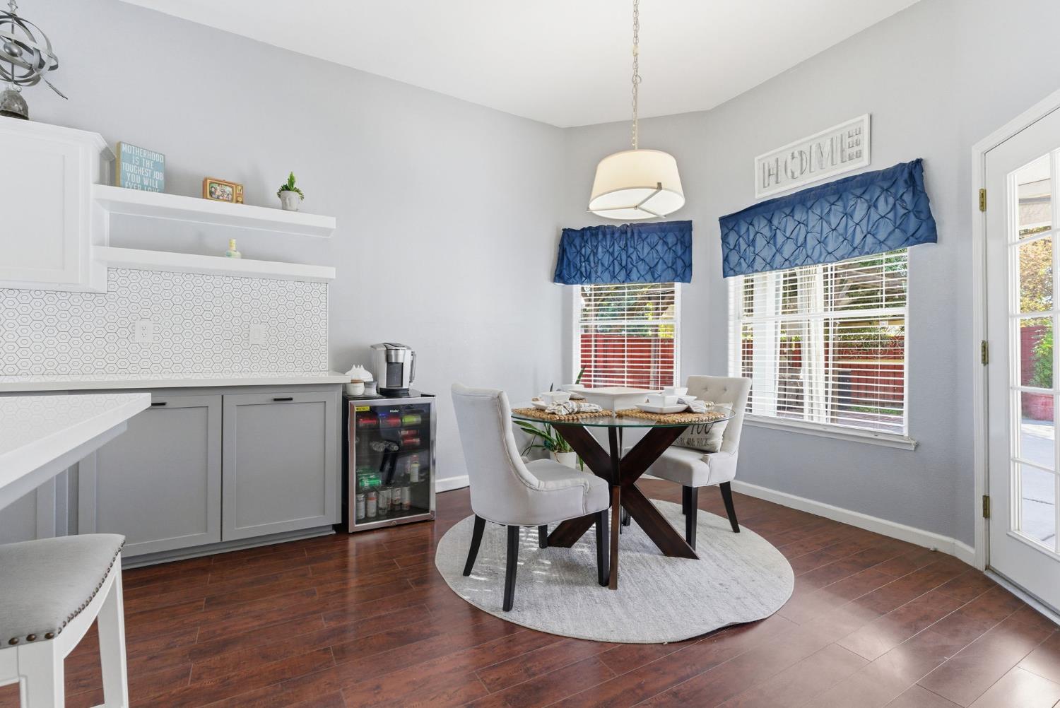 1109 W Cinnamon Ave, Hanford, CA 93230