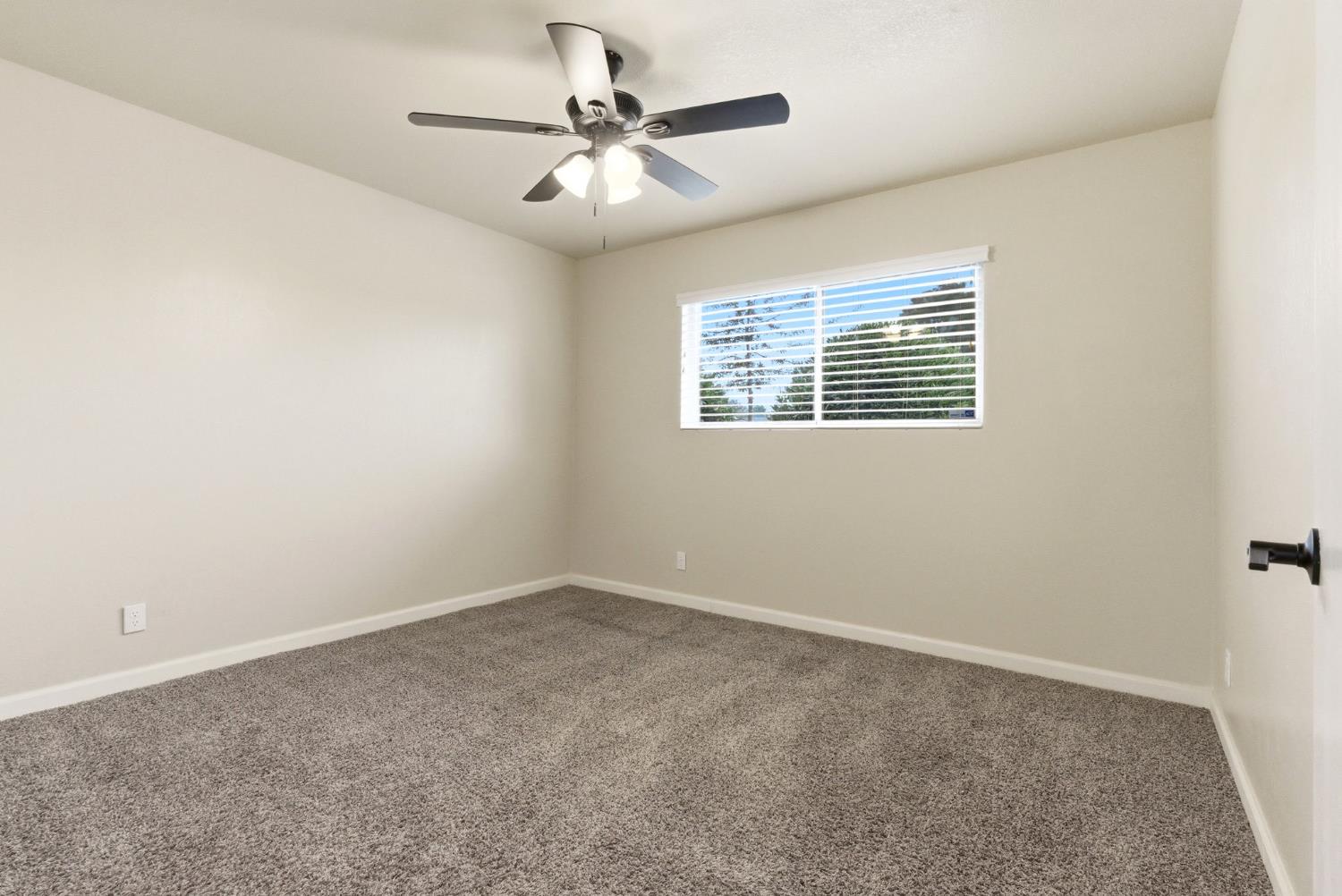 244 E Earl Way, Hanford, CA 93230