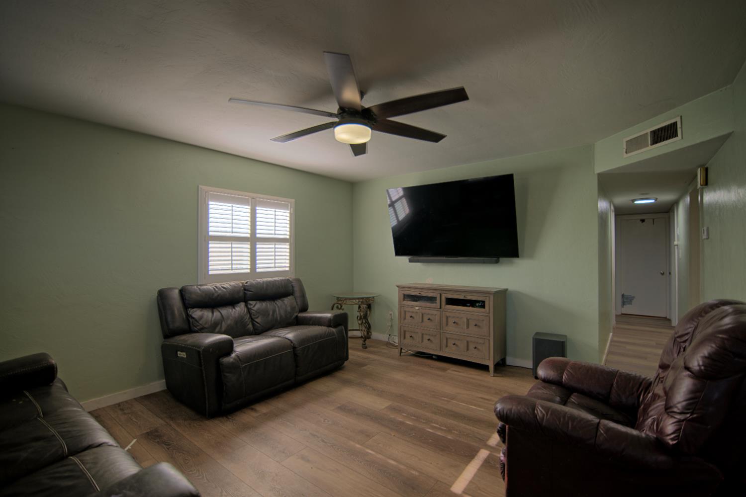 410 E Florinda, Hanford, CA 93230