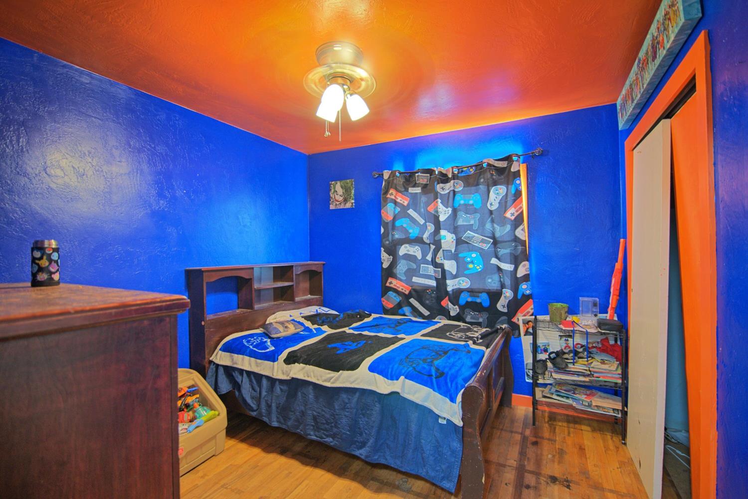 410 E Florinda, Hanford, CA 93230