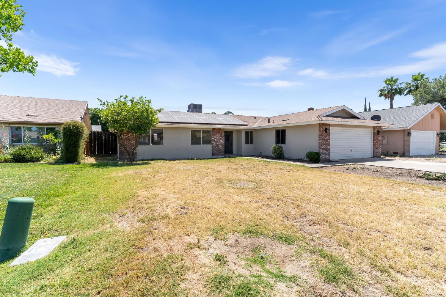 2117 Beechwood Ct, Hanford, CA 93230