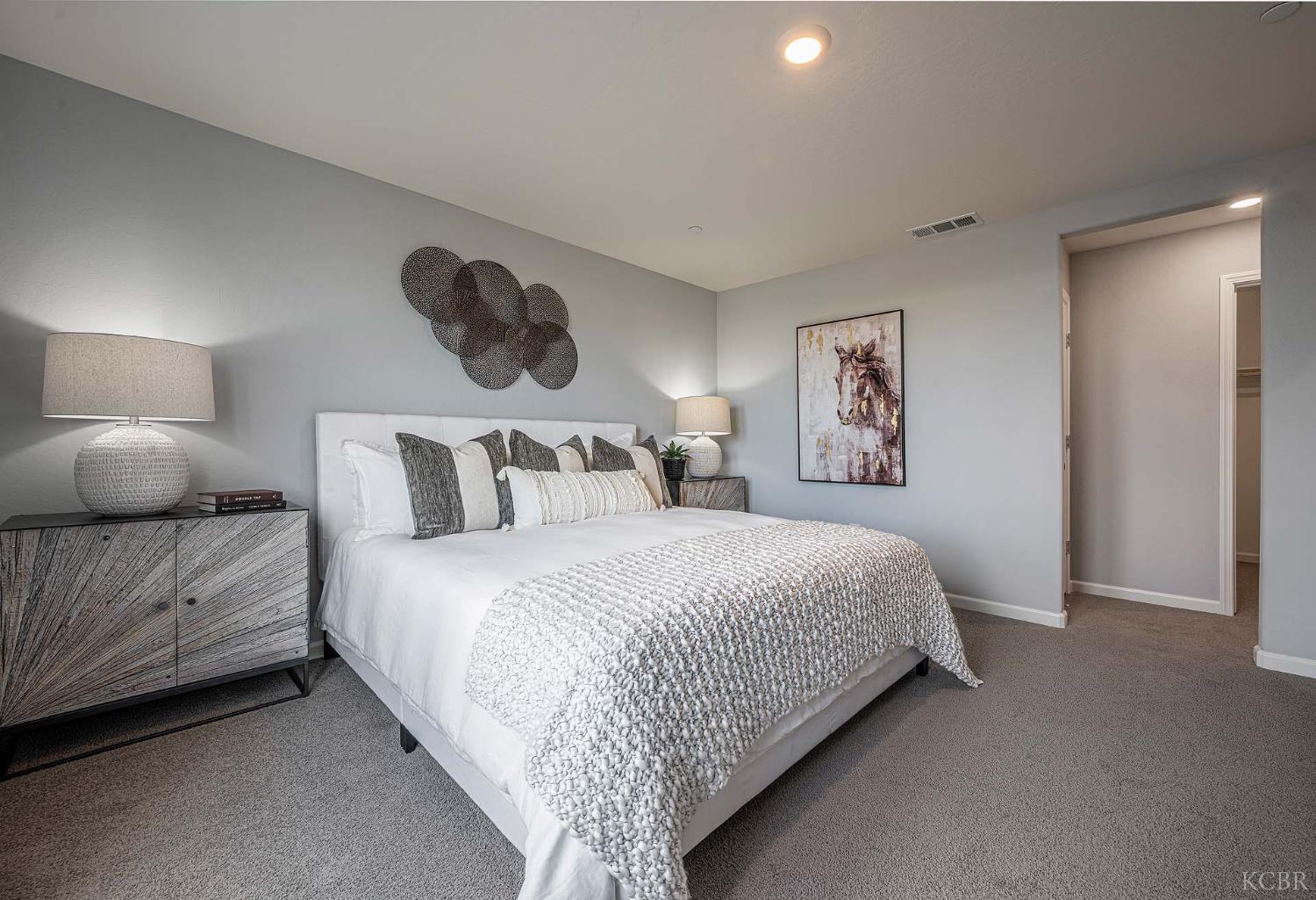 1187 85 BR S Magna Carta Ave, Hanford, CA 93230