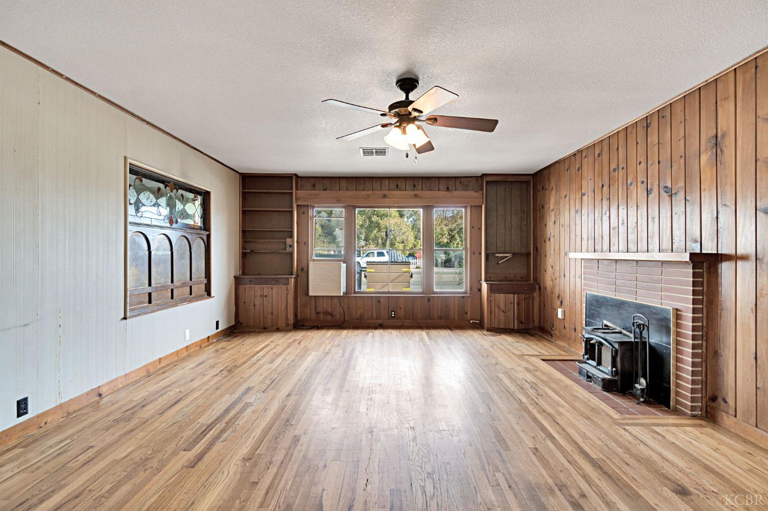 2100 N Douty St, Hanford, CA 93230