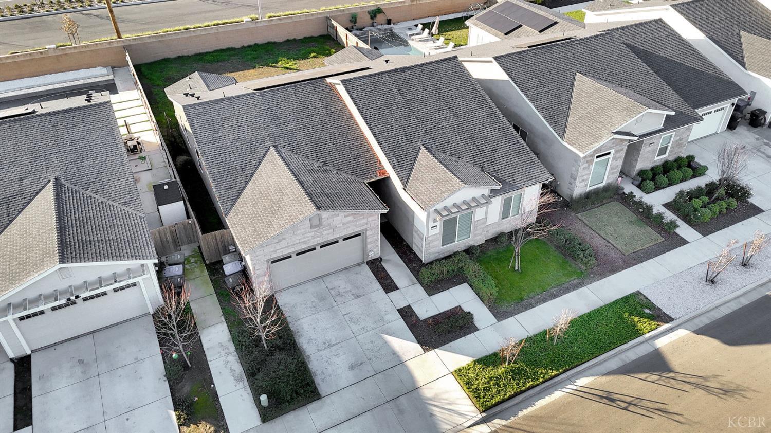 1976 N Mitchell St N, Hanford, CA 93230