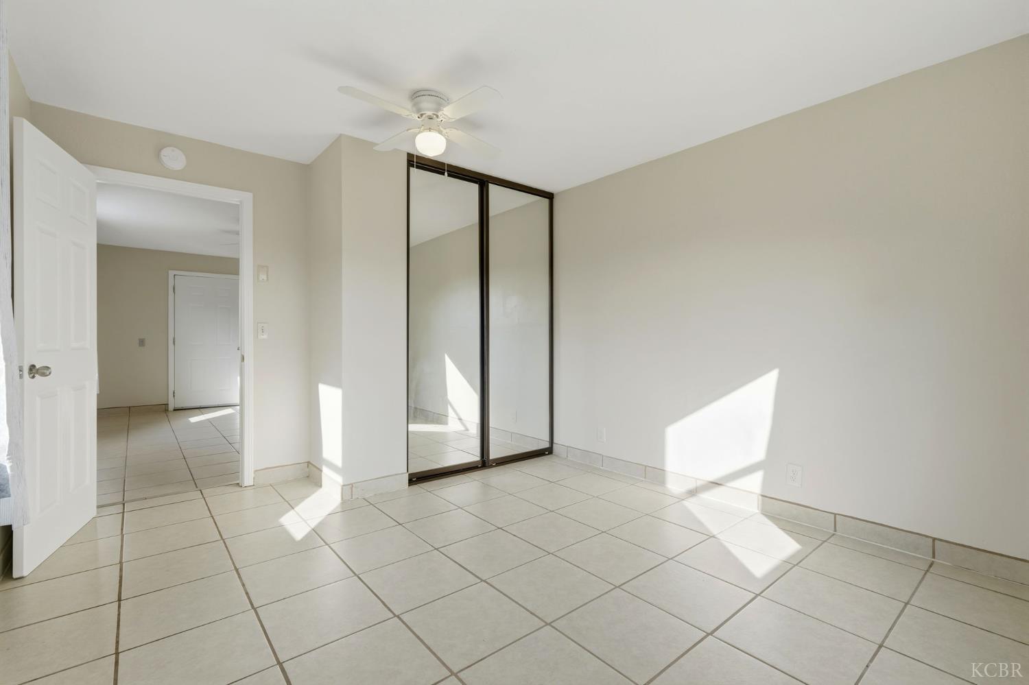 402 E Elm St, Hanford, CA 93230