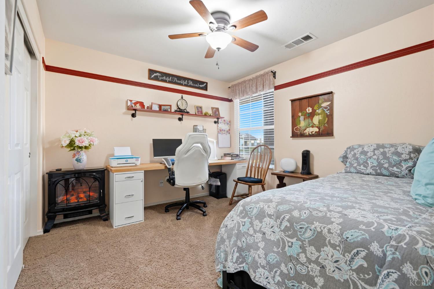 1431 W Ambassador Way, Hanford, CA 93230