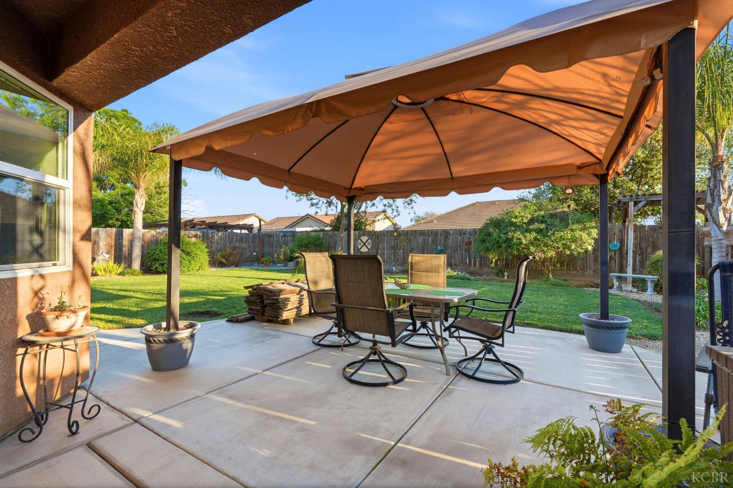 1431 W Ambassador Way, Hanford, CA 93230