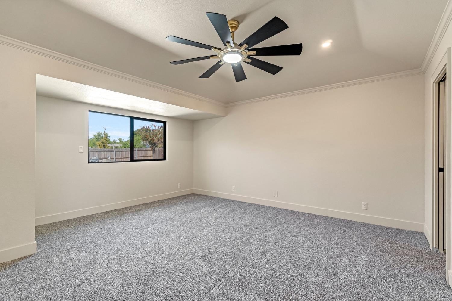 300 W Adrian Way, Hanford, CA 93230