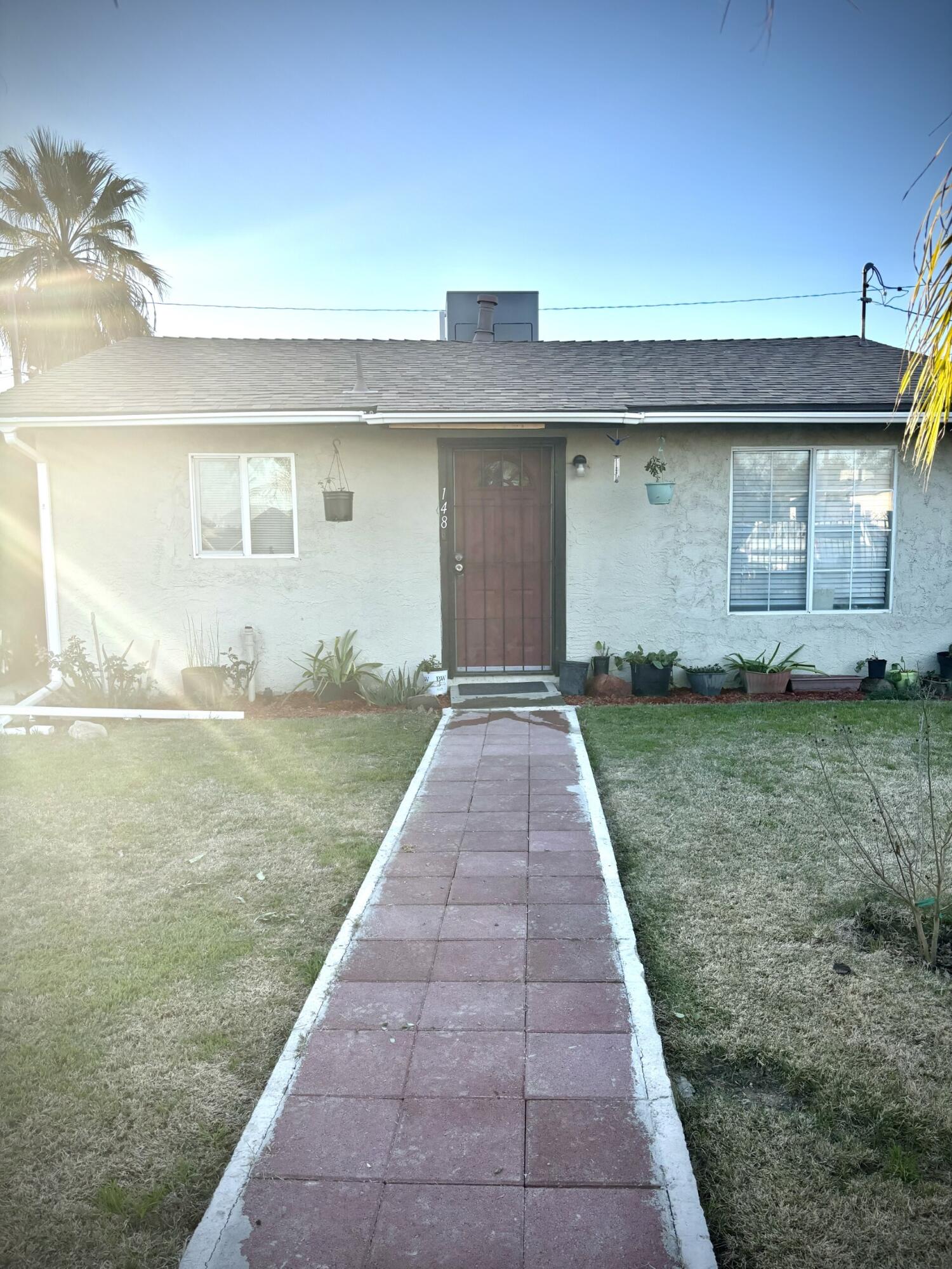 148 Walnut St, Hanford, CA 93230