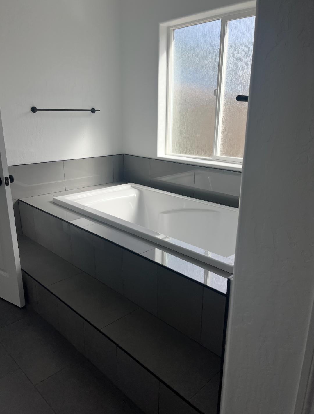 3351 N Bautista Ave, Hanford, CA 93230