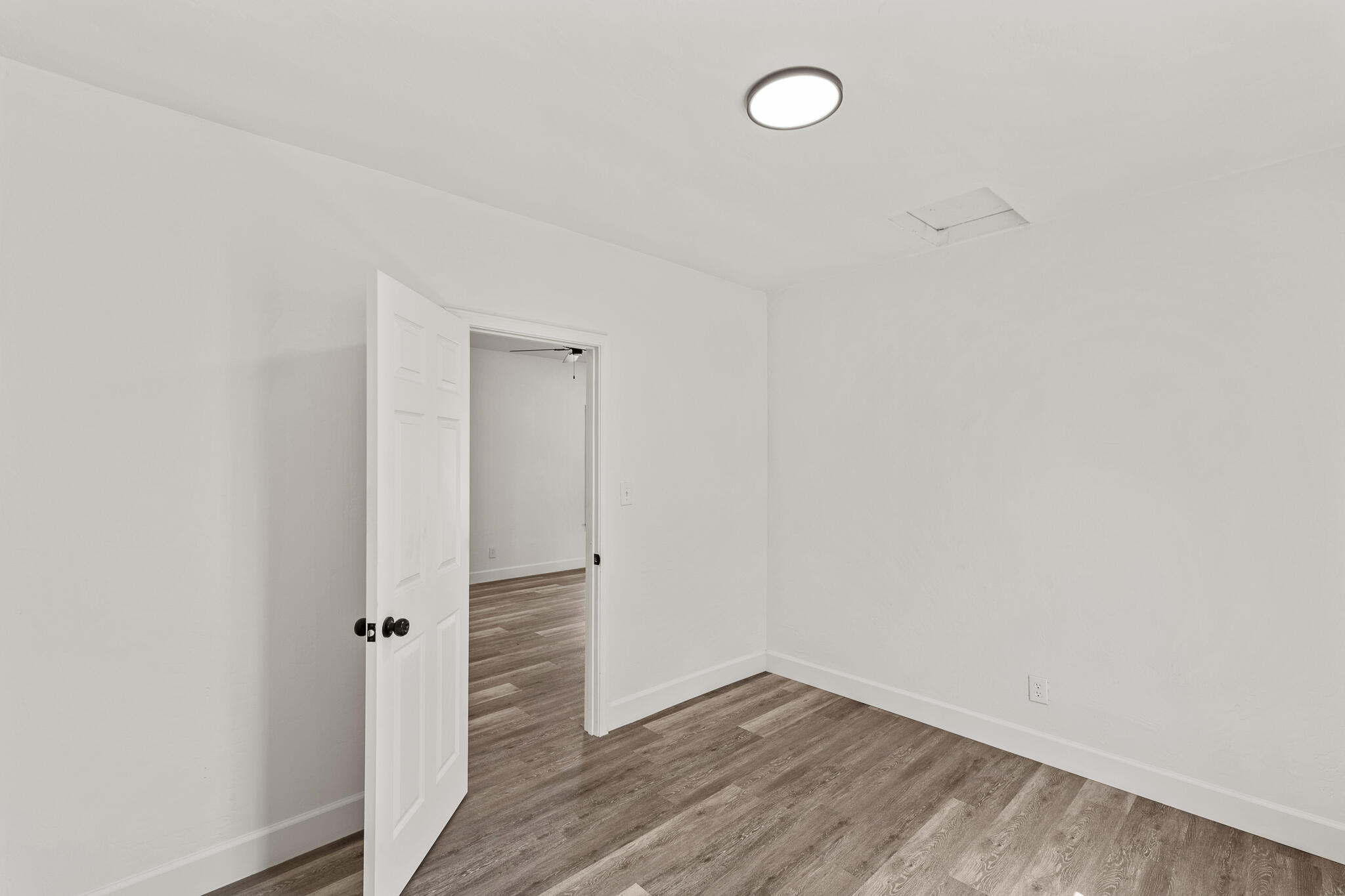1328 N Redington St, Hanford, CA 93230
