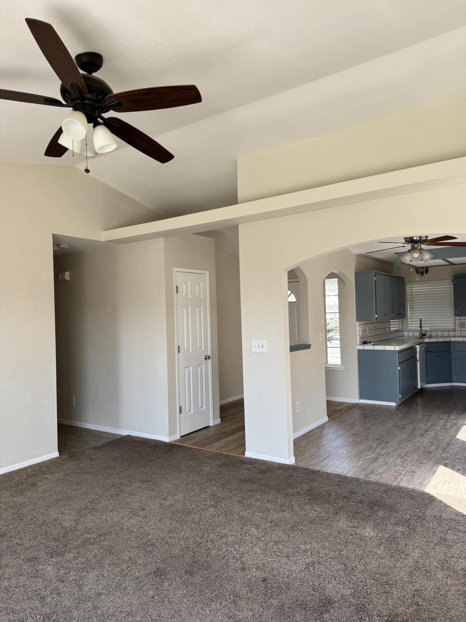 1205 Hawthorn St, Hanford, CA 93230