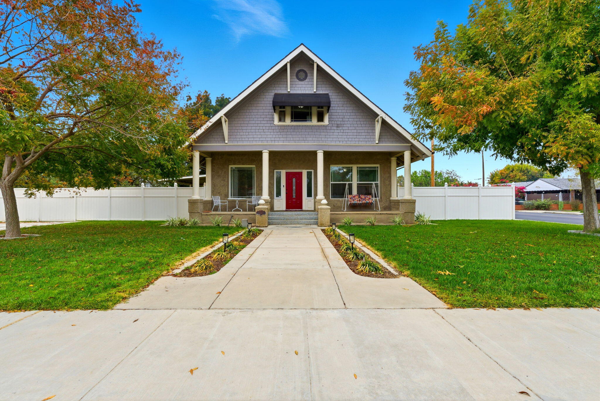 1250 N Harris St, Hanford, CA 93230