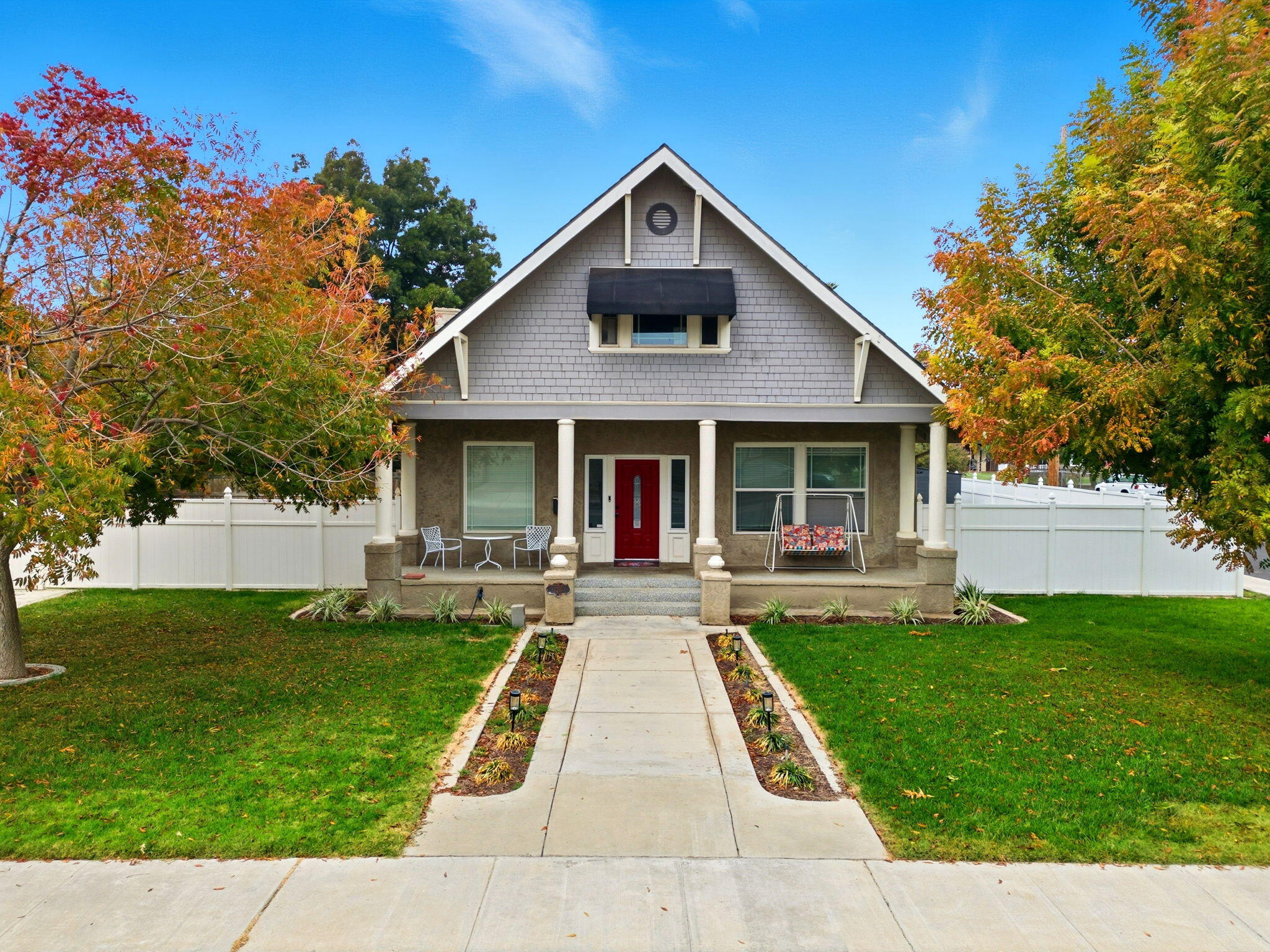 1250 N Harris St, Hanford, CA 93230