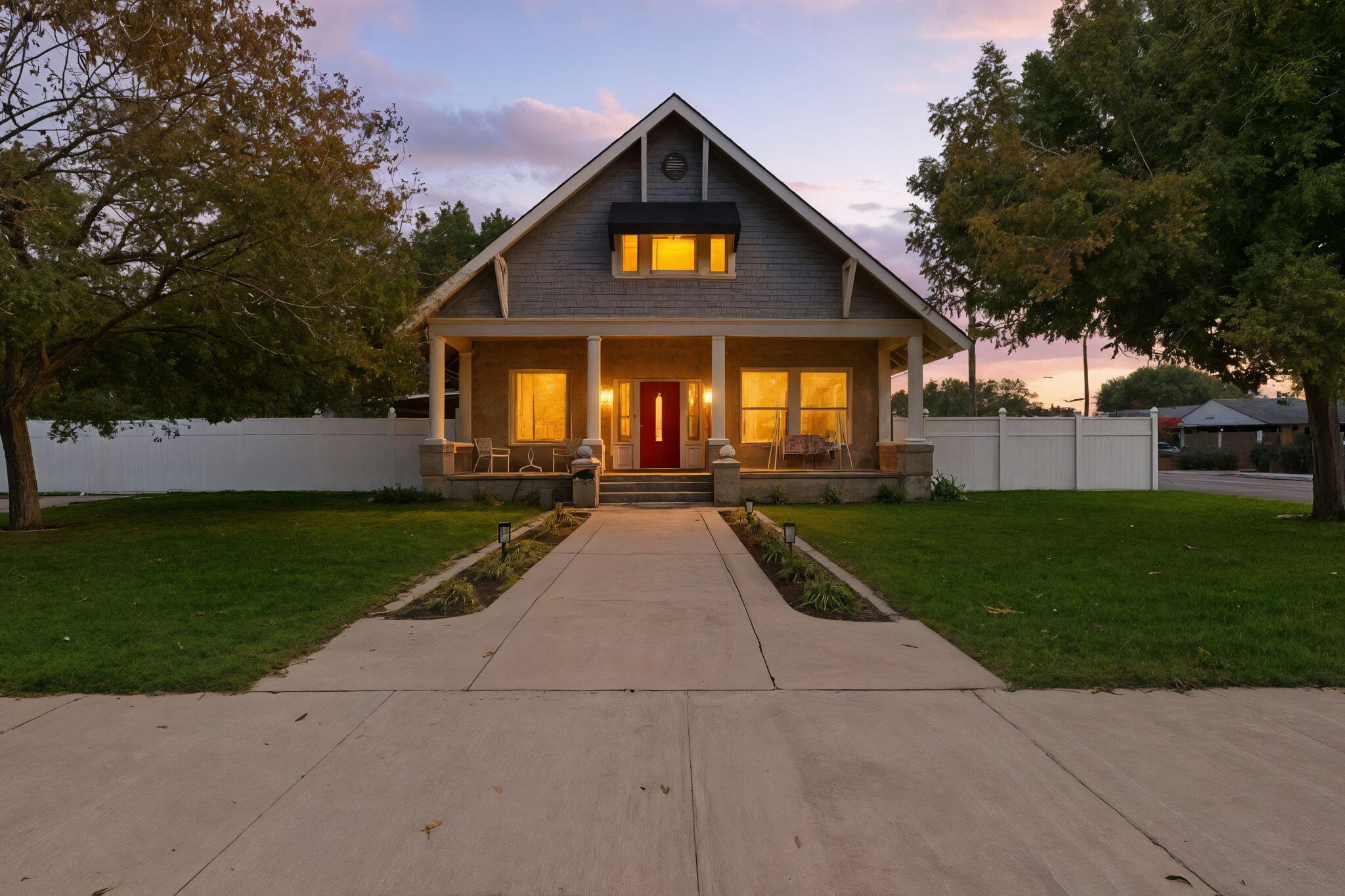 1250 N Harris St, Hanford, CA 93230