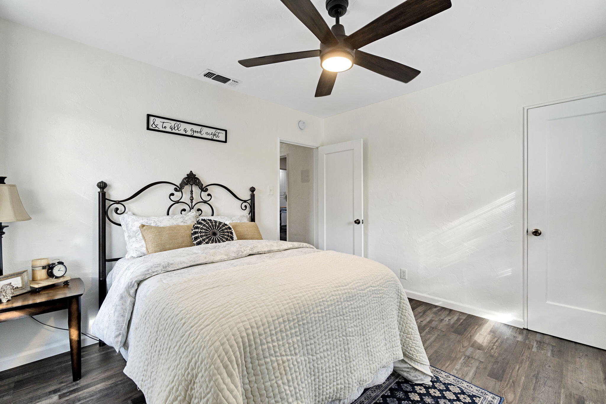 408 W Malone St, Hanford, CA 93230