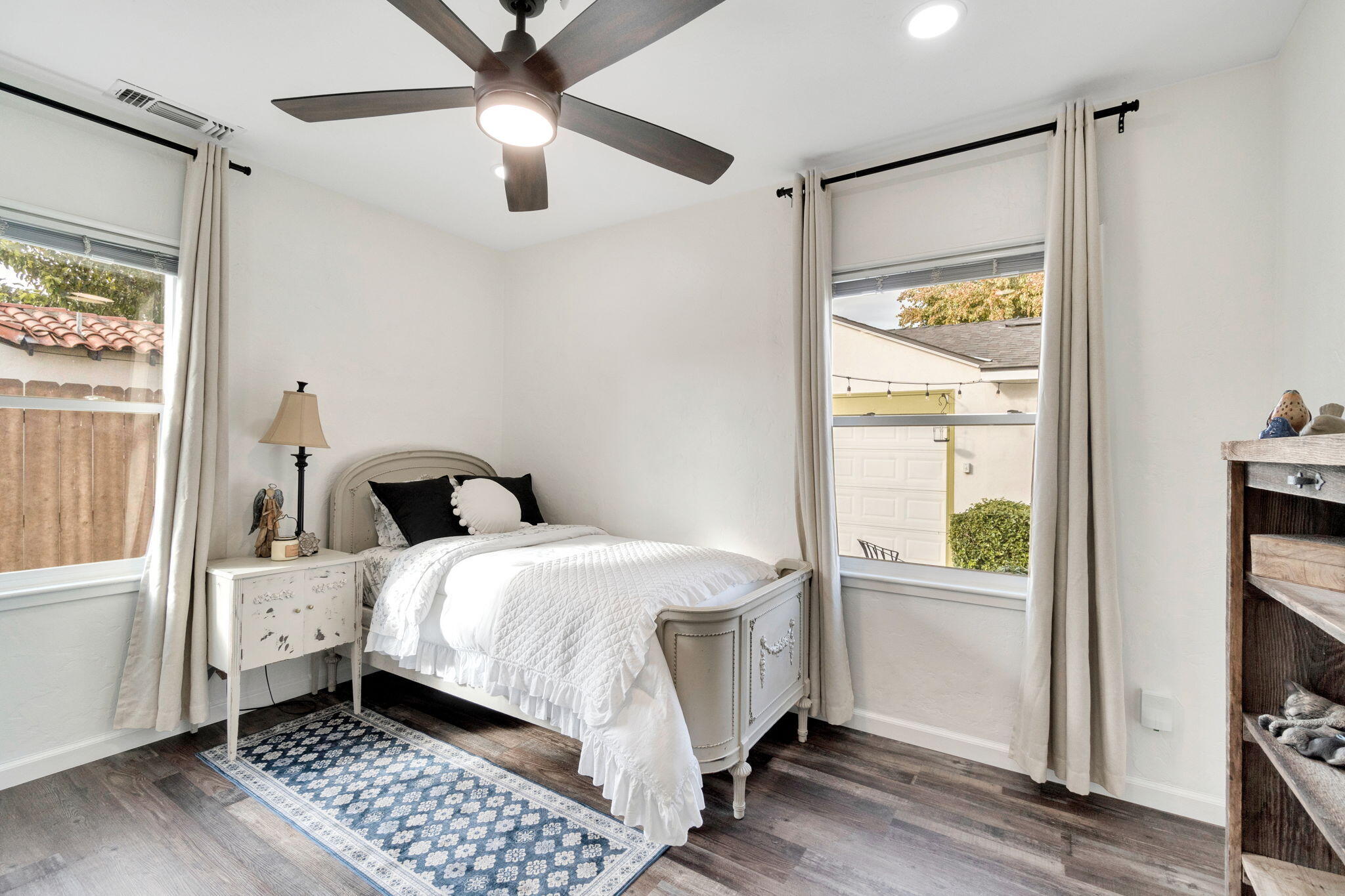 408 W Malone St, Hanford, CA 93230