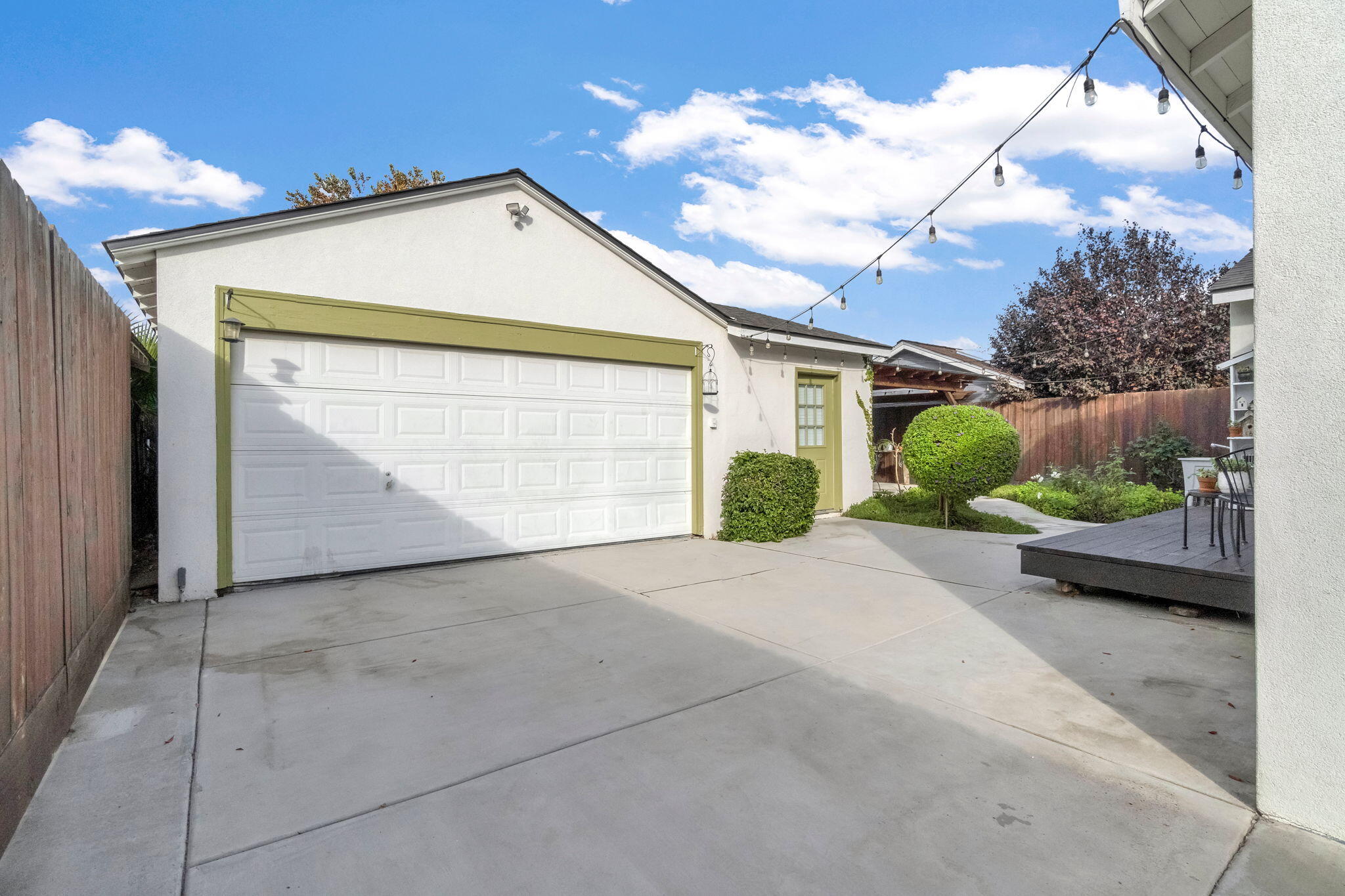 408 W Malone St, Hanford, CA 93230