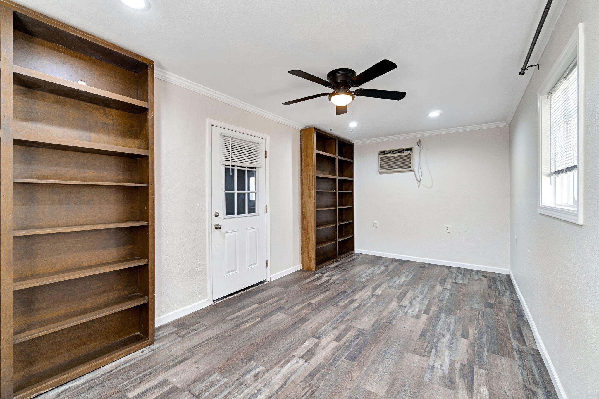 408 W Malone St, Hanford, CA 93230